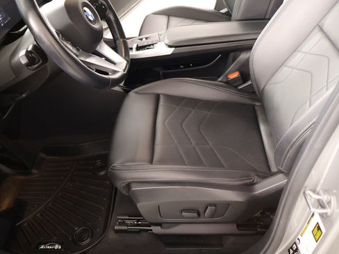 Used 2024 BMW X1 xDrive28i image 11