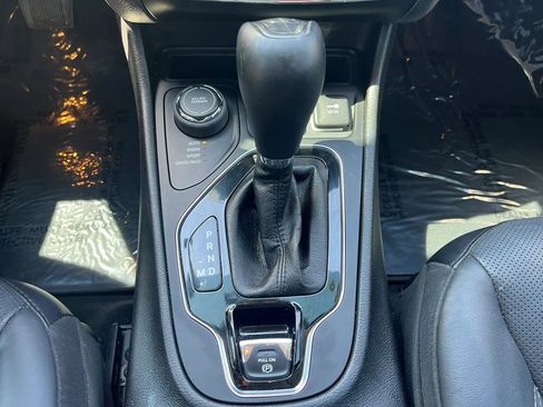 Used 2021 Jeep Cherokee Limited AWD/4WD image 24