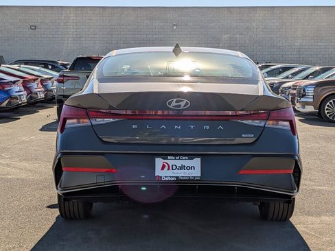 New 2026 Hyundai Elantra Limited w/ Cargo Package FWD image 3