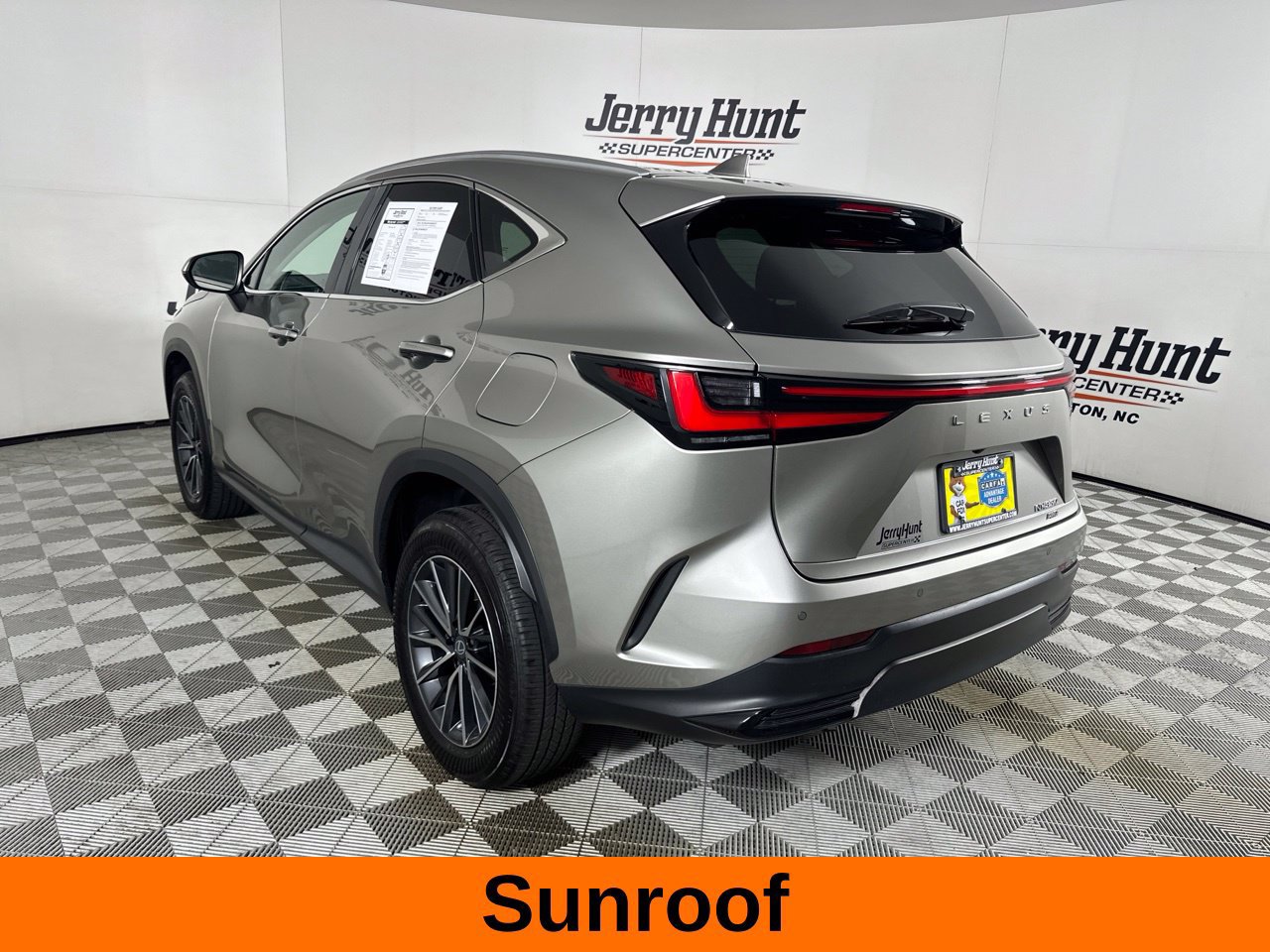 Used 2026 Lexus NX 350 AWD w/ Accessory Package (Z1) image 9