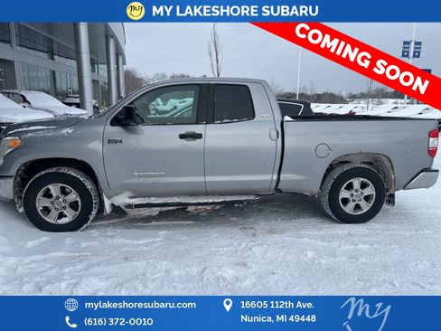 Used 2015 Toyota Tundra SR5 image 3