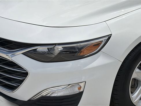 Used 2020 Chevrolet Malibu LS FWD image 6