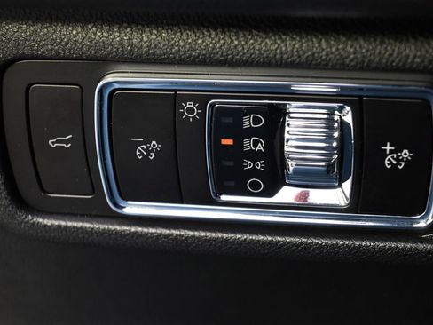 New 2026 Lincoln Corsair Reserve image 24