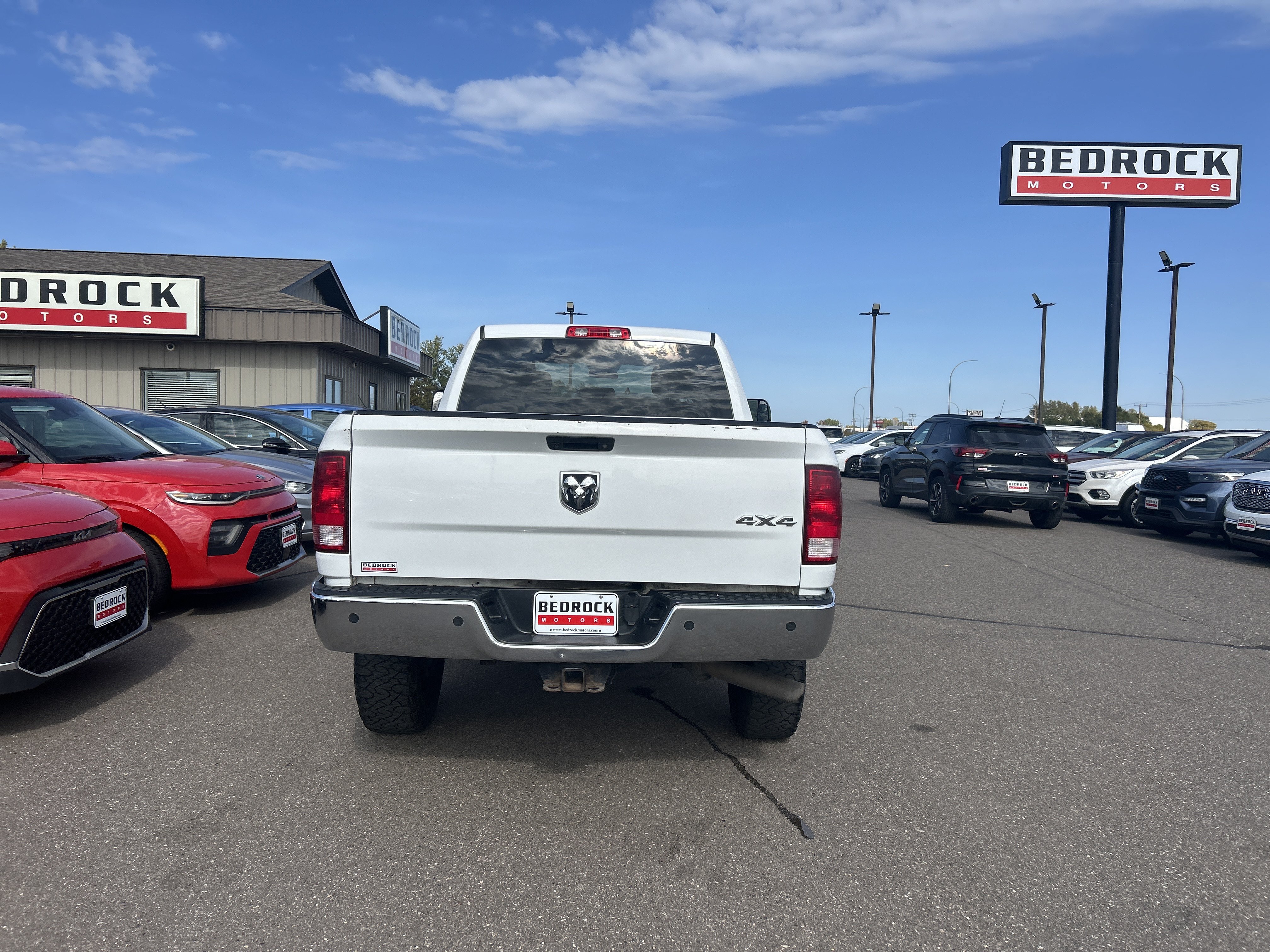 Used 2018 RAM 2500 Tradesman w/ Chrome Appearance Group AWD/4WD image 5