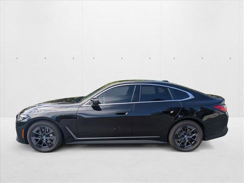 Used 2025 BMW i4 eDrive40 image 9