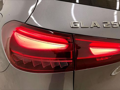 Certified 2025 Mercedes-Benz GLA 250 4MATIC image 28