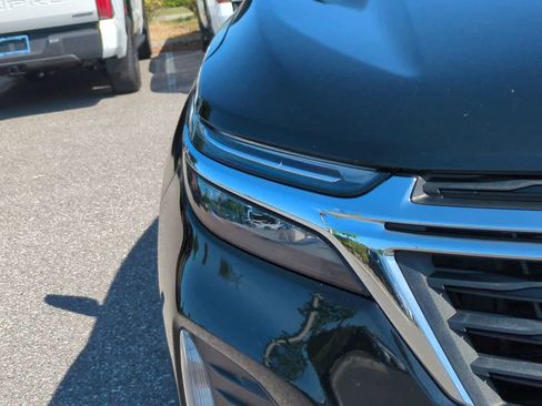 Used 2023 Chevrolet Equinox LT image 10