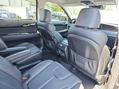 Used 2021 Hyundai Palisade Limited w/ Cargo Package FWD image 13