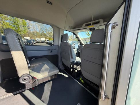 Used 2017 Ford Transit 350 XL RWD image 23