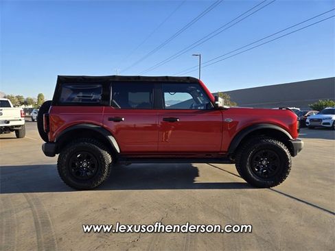 Used 2022 Ford Bronco Wildtrak image 7