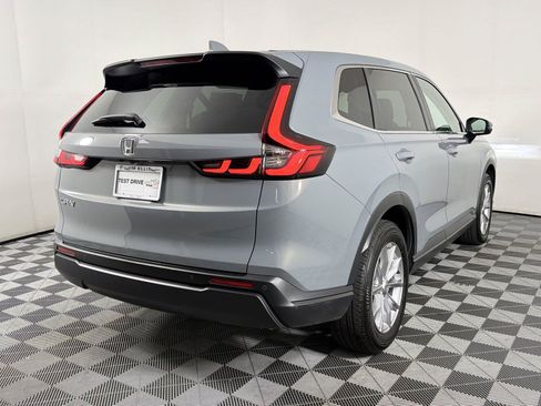Used 2023 Honda CR-V EX-L image 6