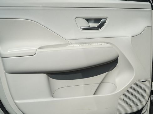 New 2026 Hyundai Kona Limited AWD/4WD image 17
