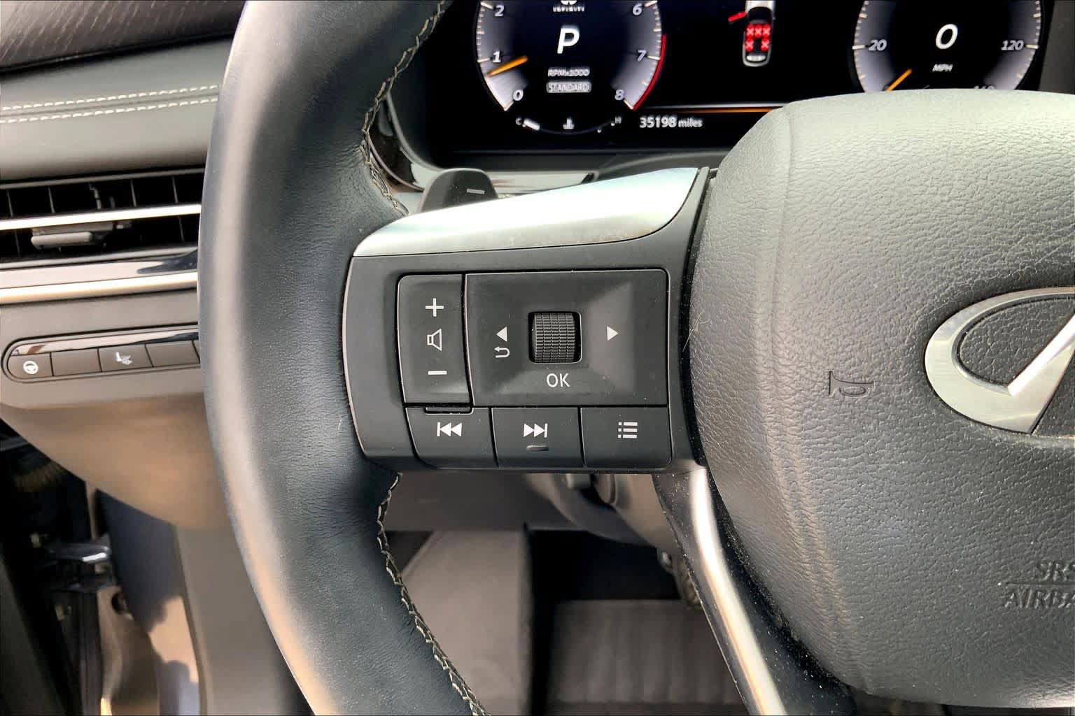 Used 2023 INFINITI QX60 Sensory w/ Vision Package FWD image 22