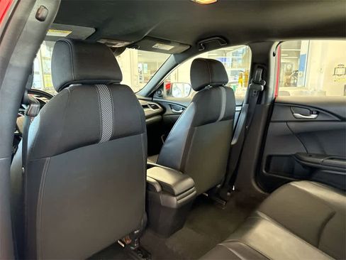 Used 2019 Honda Civic Sport image 19