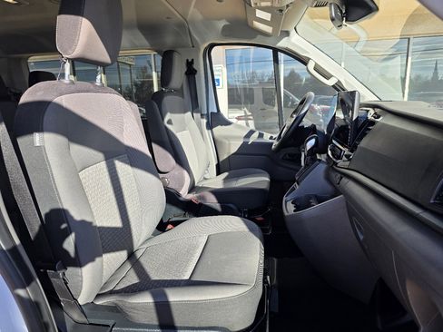Used 2023 Ford Transit 350 XLT image 21