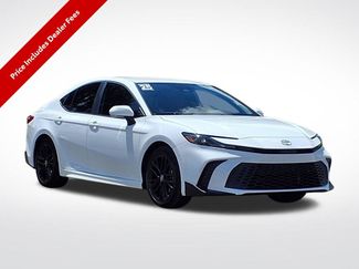 Used 2025 Toyota Camry SE w/ Convenience Package FWD video 1