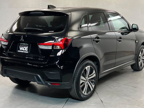 Used 2025 Mitsubishi Outlander Sport ES AWD/4WD image 5