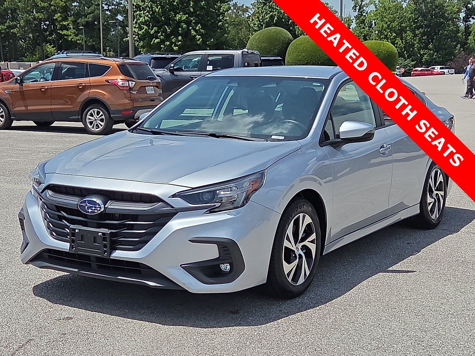 Used 2025 Subaru Legacy Premium AWD/4WD image 2