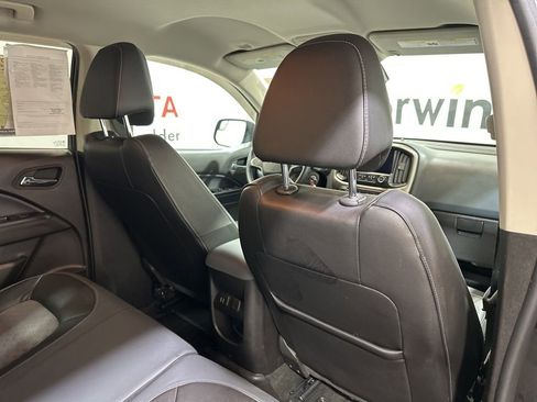 Used 2015 Chevrolet Colorado Z71 image 16