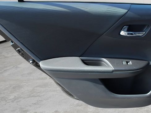 Used 2015 Honda Accord LX image 20