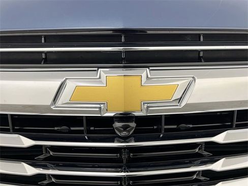 Used 2025 Chevrolet Tahoe LT w/ Sun And Tow Package image 32