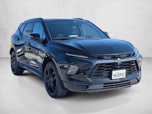 Used 2024 Chevrolet Blazer RS w/ Driver Confidence II Package AWD/4WD image 3