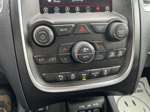 Used 2020 Dodge Durango SXT image 7
