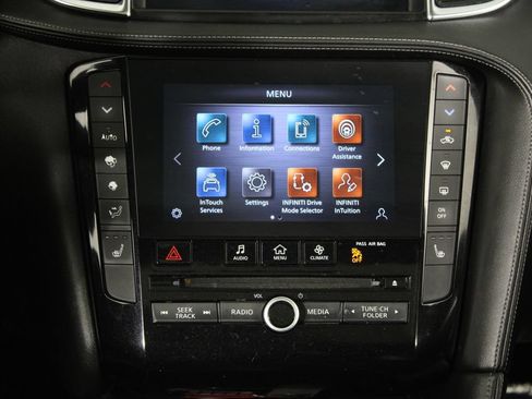 Used 2022 INFINITI QX50 Luxe FWD image 8