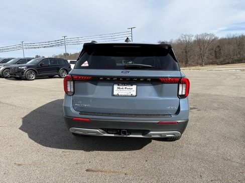 New 2026 Ford Explorer Active w/ Active Comfort Package image 4