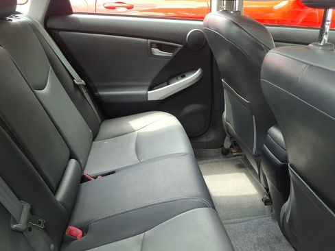 Used 2013 Toyota Prius Four FWD image 9