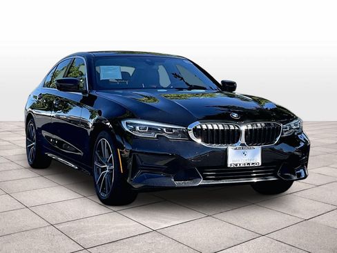 Used 2021 BMW 330i xDrive Sedan w/ Driving Assistance Package AWD/4WD image 3