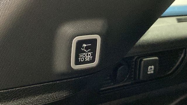 Used 2023 Jeep Grand Cherokee Altitude AWD/4WD image 36