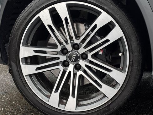 Used 2020 Audi SQ5 Premium Plus w/ Premium Plus Package image 10