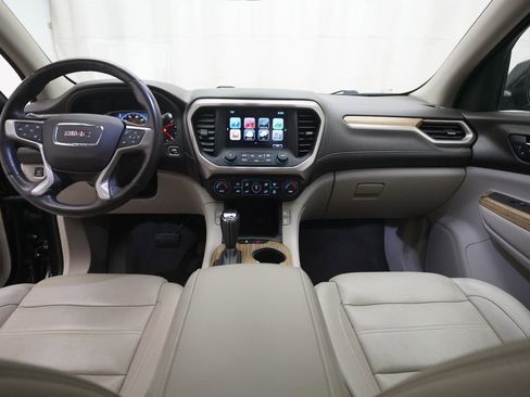 Used 2018 GMC Acadia Denali w/ Technology Package image 5