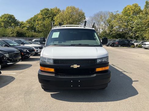 Used 2022 Chevrolet Express 2500 w/ Driver Convenience Package image 2