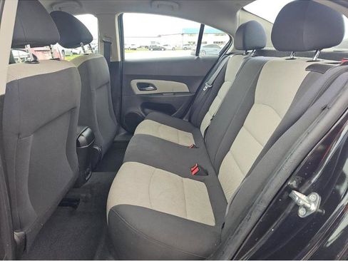 Used 2016 Chevrolet Cruze LS FWD image 16