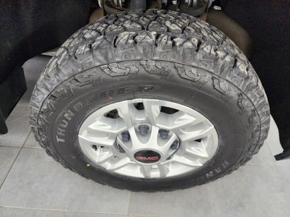 Used 2023 GMC Sierra 2500 SLE w/ SLE Convenience Package