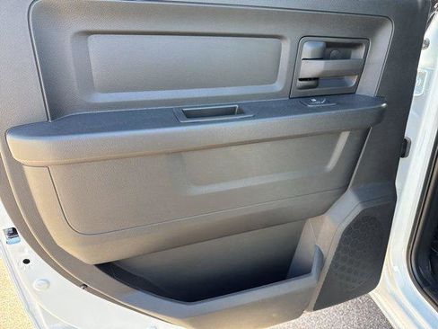 New 2024 RAM 3500 Tradesman w/ Chrome Appearance Group image 32