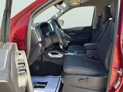 Used 2022 Nissan Frontier SV image 22