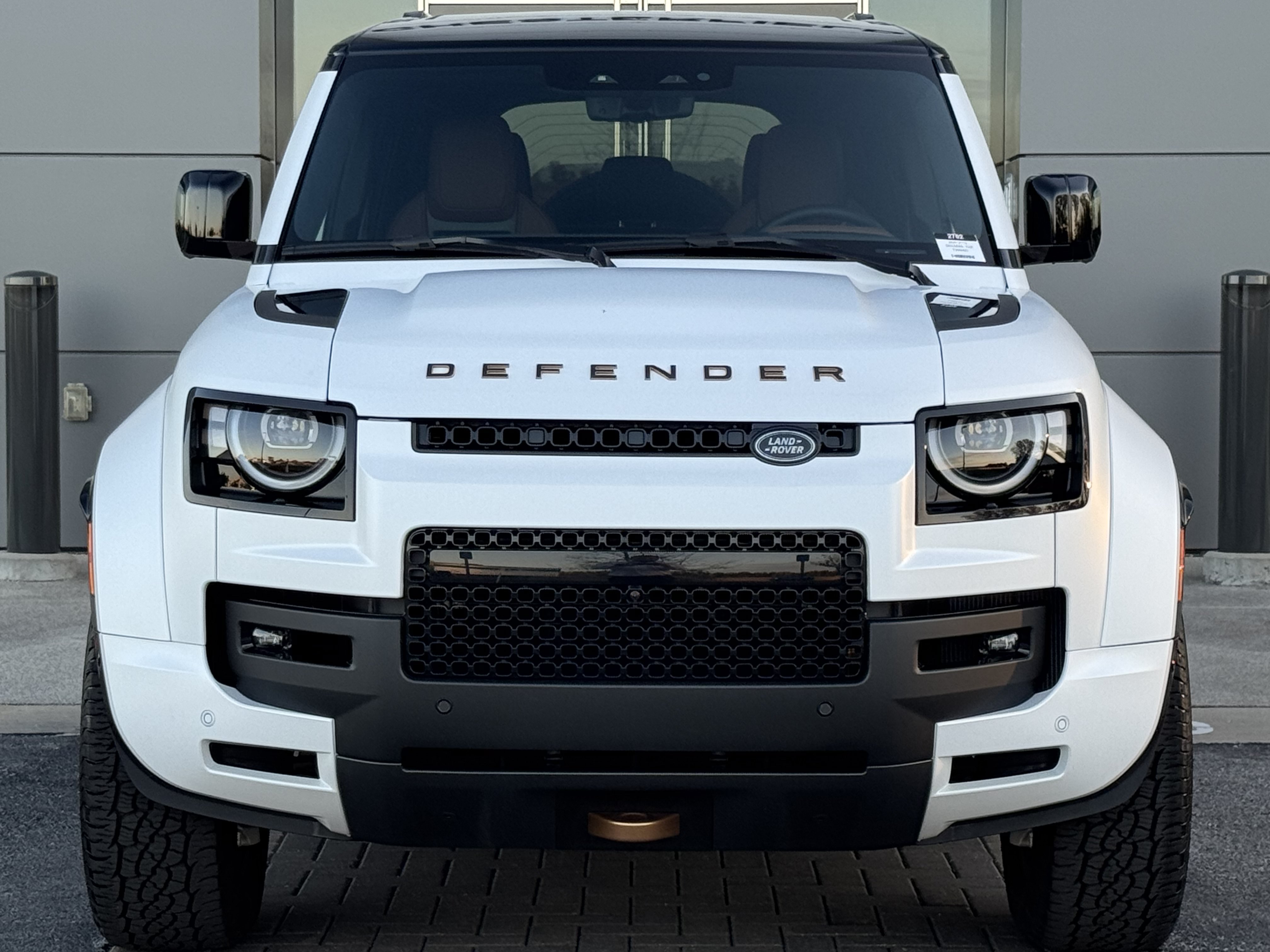 New 2026 Land Rover Defender 110 OCTA AWD/4WD image 8
