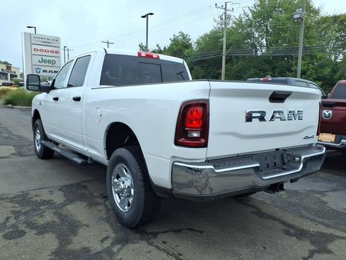 New 2026 RAM 3500 Tradesman AWD/4WD image 4