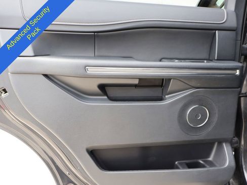Used 2022 Ford Expedition XLT AWD/4WD image 19