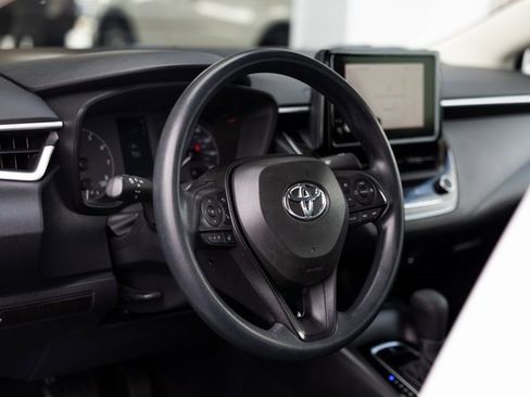 Used 2024 Toyota Corolla LE image 13