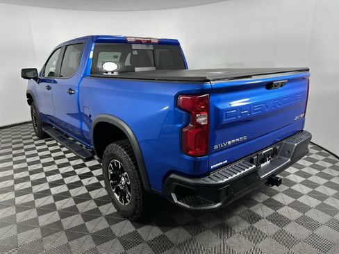 Used 2023 Chevrolet Silverado 1500 ZR2 w/ Technology Package AWD/4WD image 16