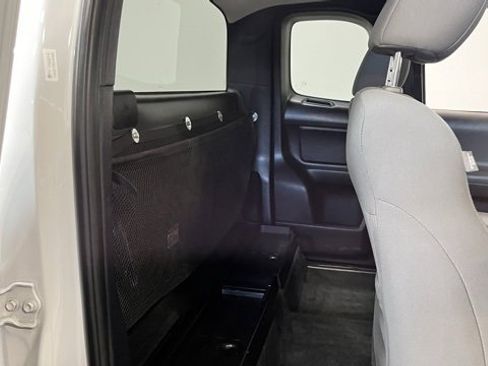 Used 2020 Toyota Tacoma SR image 13