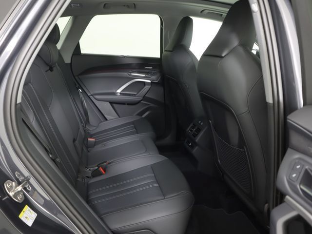 New 2026 Audi Q5 Premium Plus AWD/4WD image 14