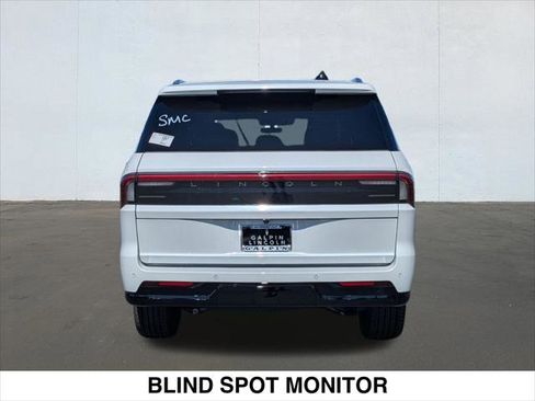 New 2026 Lincoln Navigator L Reserve AWD/4WD image 5