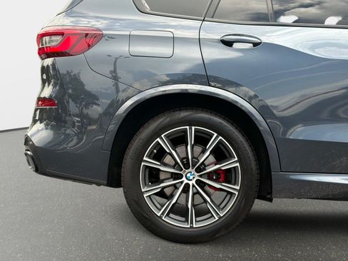 Used 2022 BMW X5 xDrive40i w/ M Sport Package AWD/4WD image 18