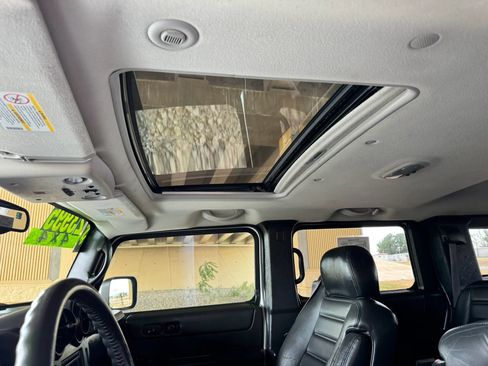 Used 2005 HUMMER H2 w/ Preferred Equipment Group AWD/4WD image 18