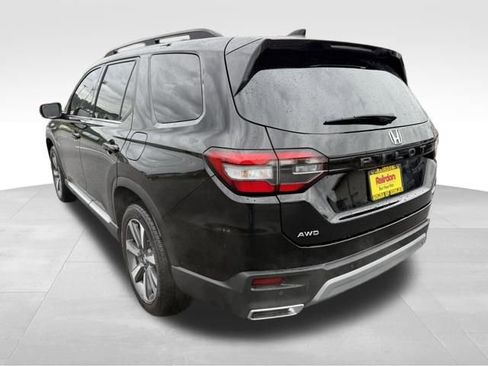 Certified 2023 Honda Pilot Elite image 8